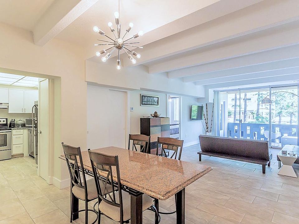 The Alisa: 2BD / 2BA. Great room floorplan. Full length balcony. Private bath in each bedroom.