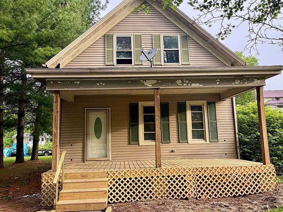 1st image of 407 Water St