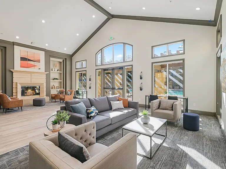 Allure at Scripps Ranch — Photo 41