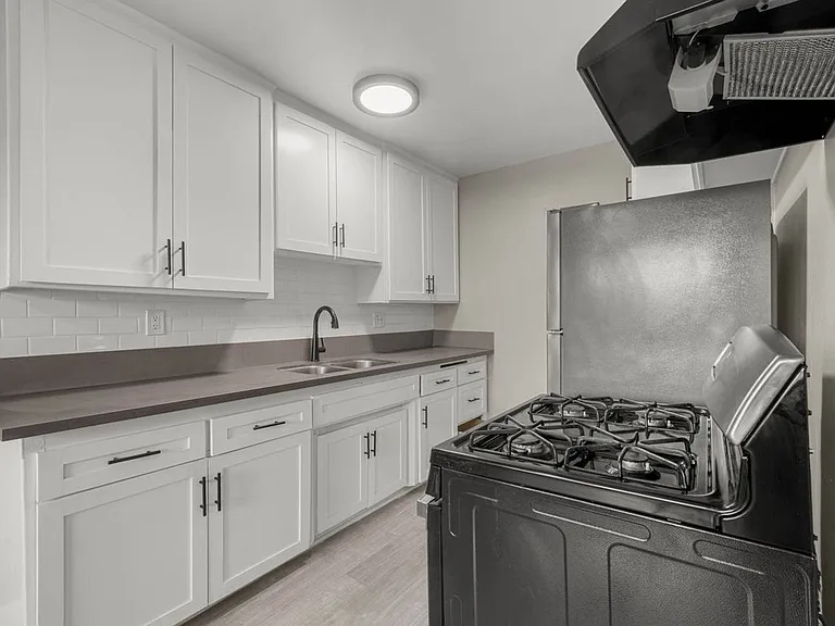 4036 Gelber Pl #7A — Photo 3