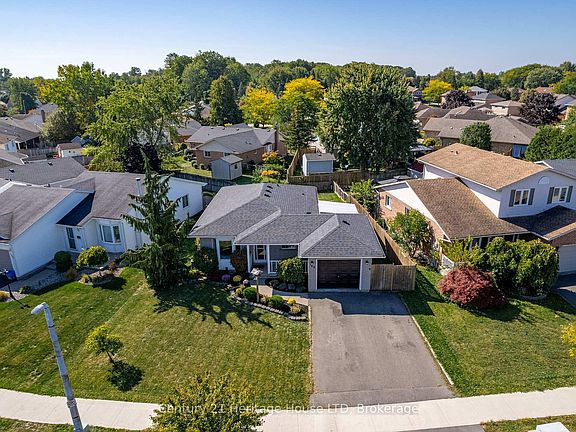 4th image of 160 Northwood Dr