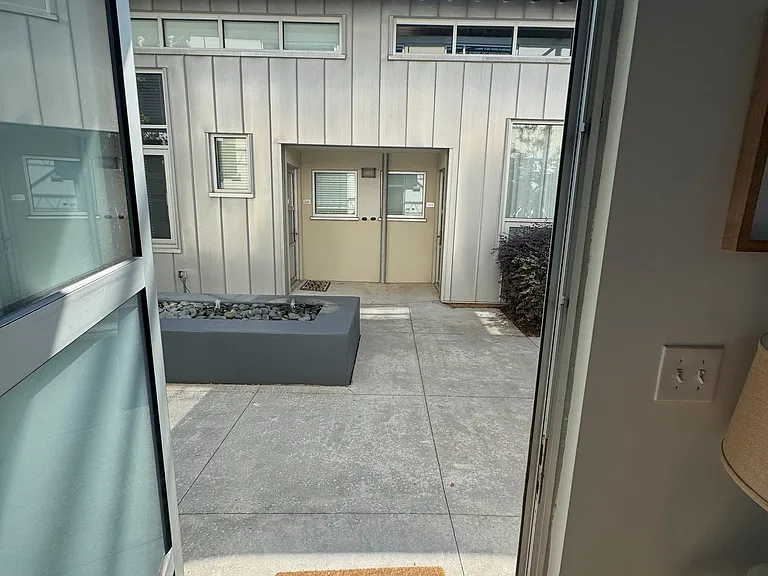 1661 La France St NE #407 — Photo 51