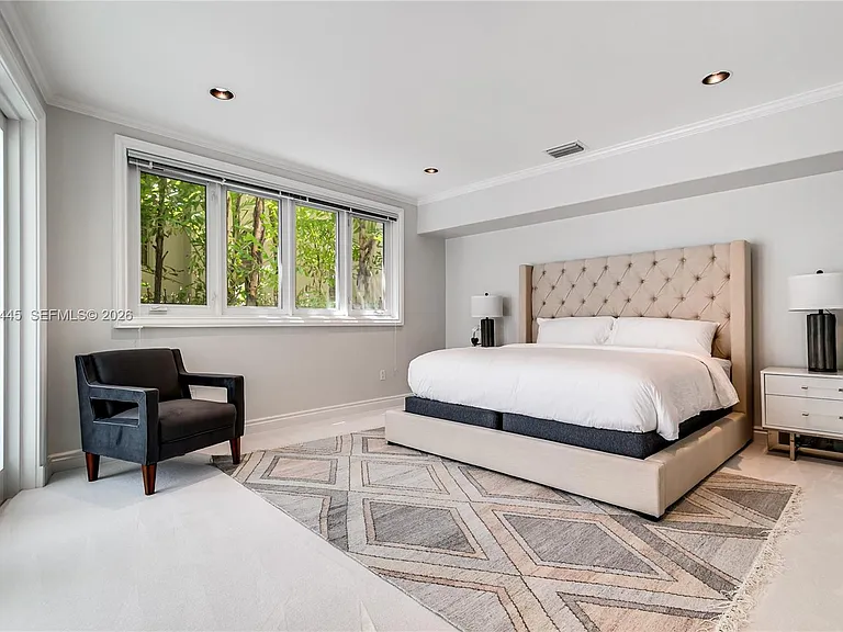 709 Idlewyld Dr — Photo 13