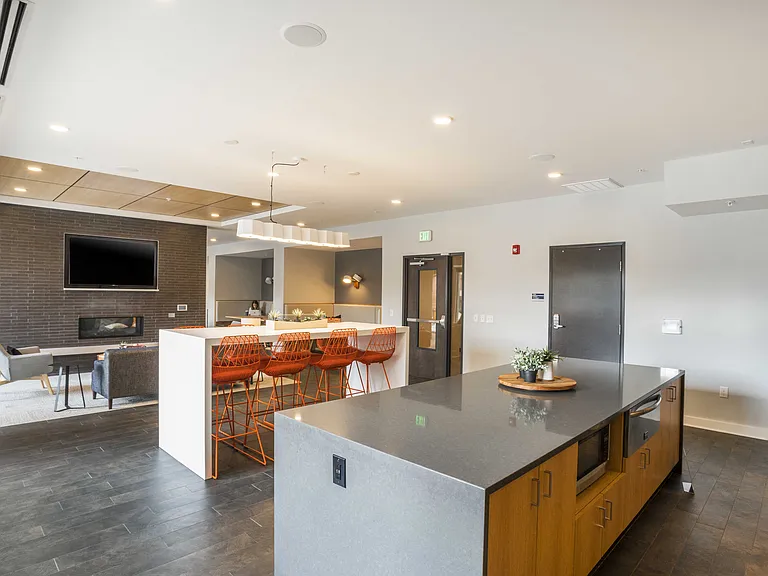 Indigo Apartments — Photo 9