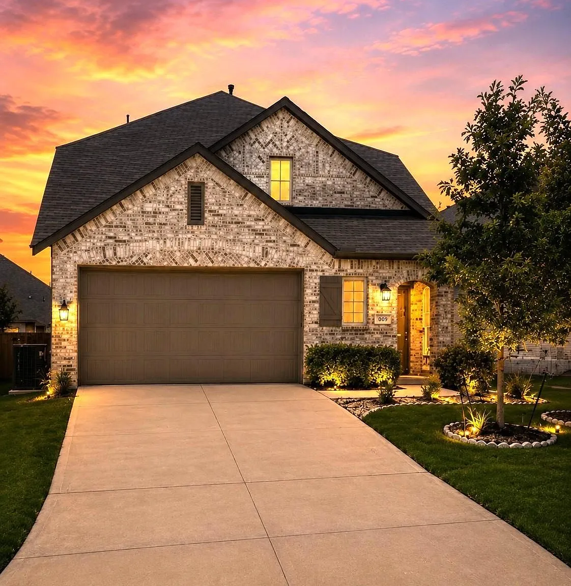 4 bed, 3.0 bath, 2268 sqft, $2,600 — Photo 1