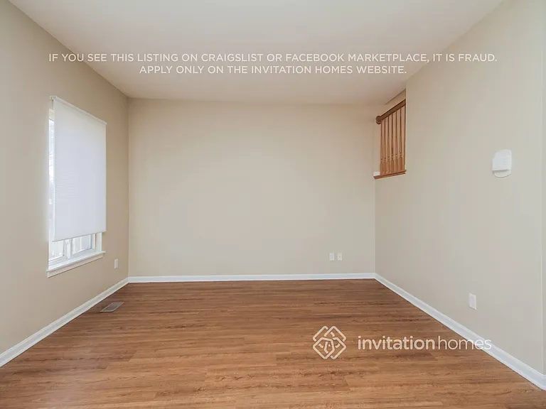 353 Richmond Dr — Photo 7