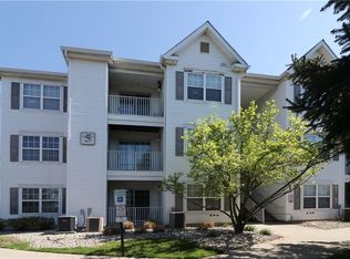 511 Waterford Dr #511, Edison, NJ
