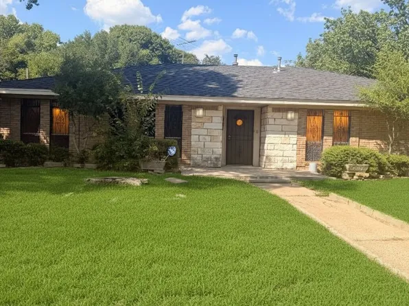 1917 Shady Glen Ln, Dallas, TX 75232