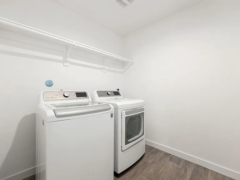6931 Dell Vista Dr — Photo 36