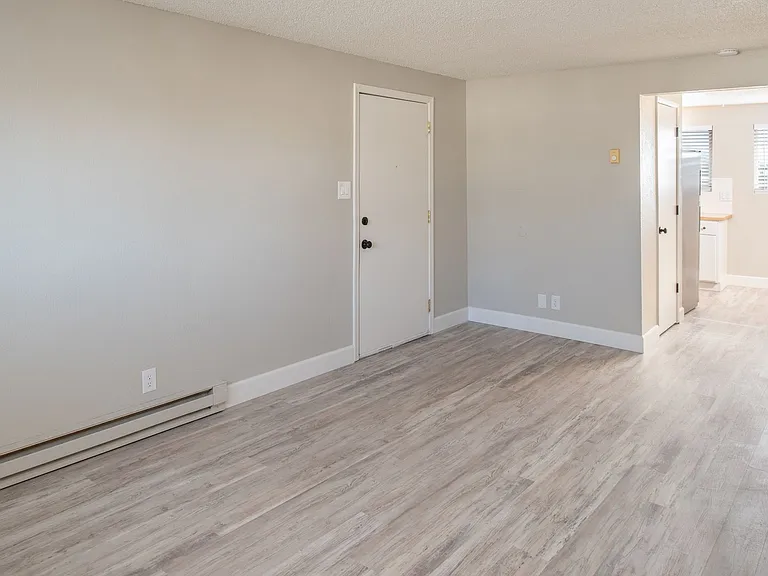 Sierra View Townhomes — Photo 3