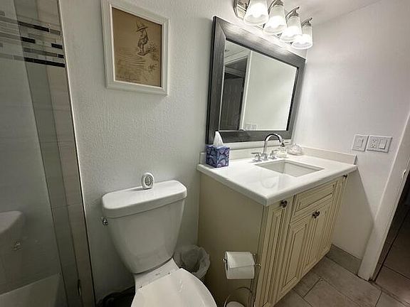 3rd image of 2615 NE 3rd Ct #1120