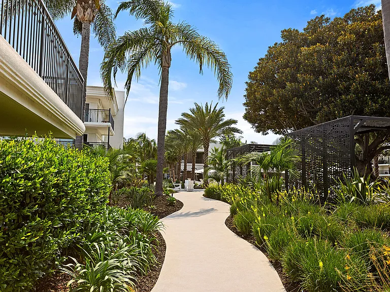 Bayside at Coronado — Photo 33