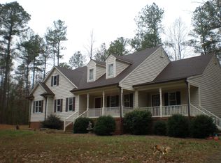 2782 Checketts Dr, Sandy Hook, VA 23153