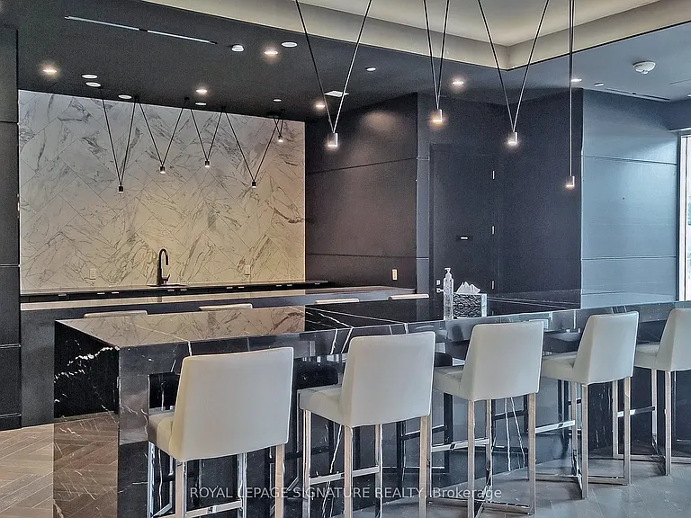 31 Tippett Rd #1517 — Photo 3