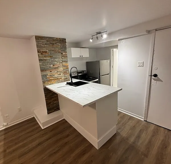 461 Guy St #2 — Photo 2