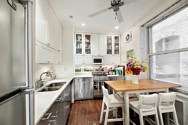 Sold by Town Residential | media 17