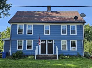 7 South St, Cromwell, CT 06416