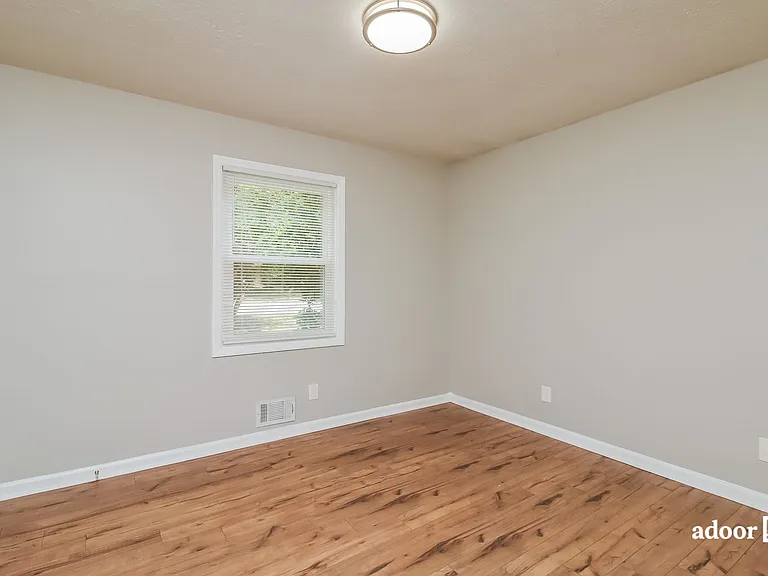 180 Old Mill Way SW — Photo 10