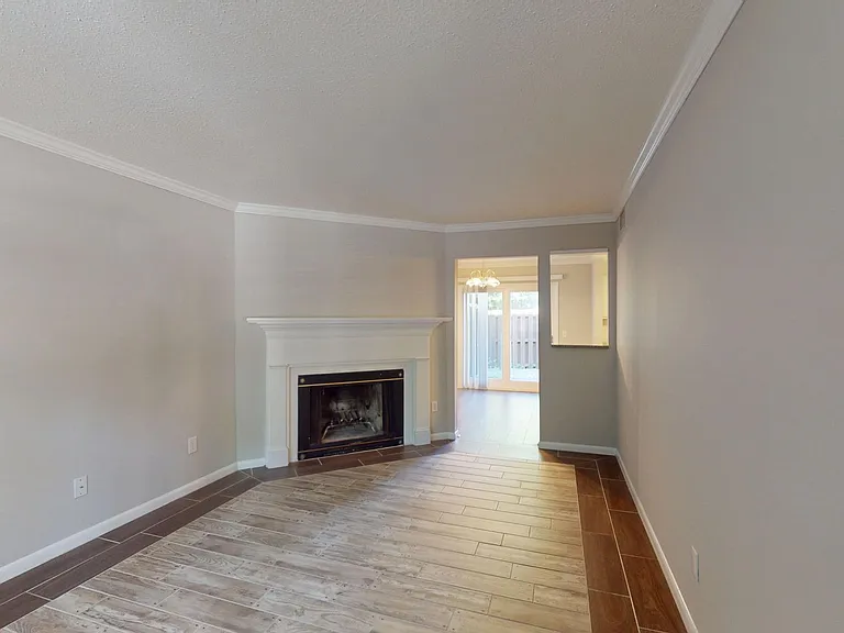 3280 Heathstead Pl — Photo 2