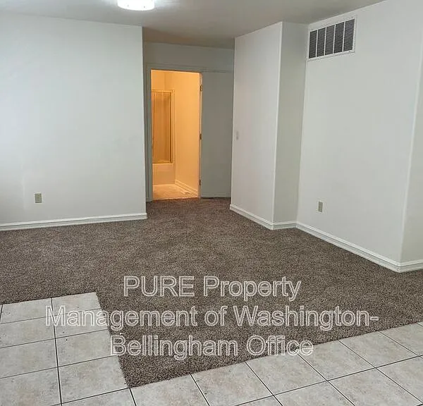 3013 Pacific St — Photo 12