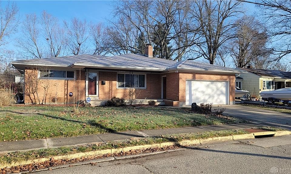 1st image of 17 E Worley Ave