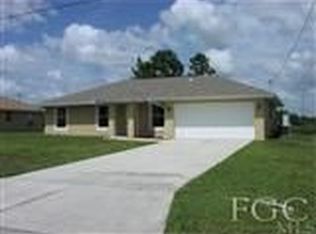 3102 38th St SW, Lehigh Acres, FL 33976