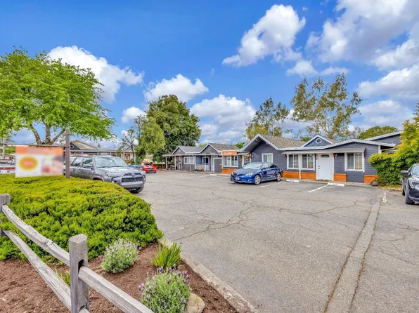 837 Healdsburg Avenue, Healdsburg, CA 95448