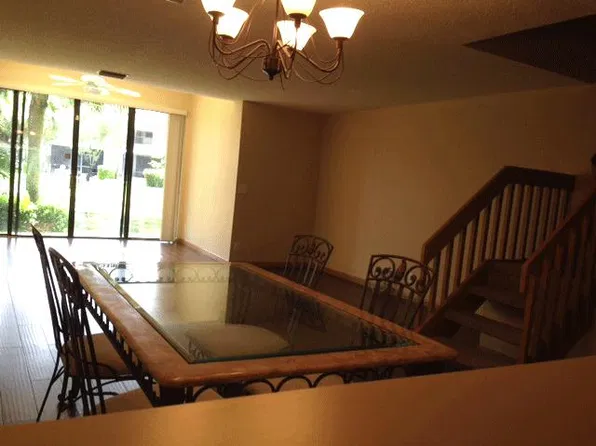 4561 Carambola Cir S, Coconut Creek, FL 33066