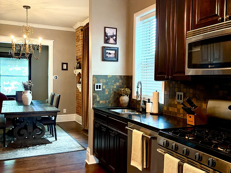 1744 N Lafayette St — Photo 14