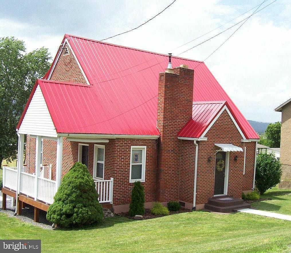 518 Winchester Ave, Moorefield, WV 26836 MLS WVHD2001402 Zillow