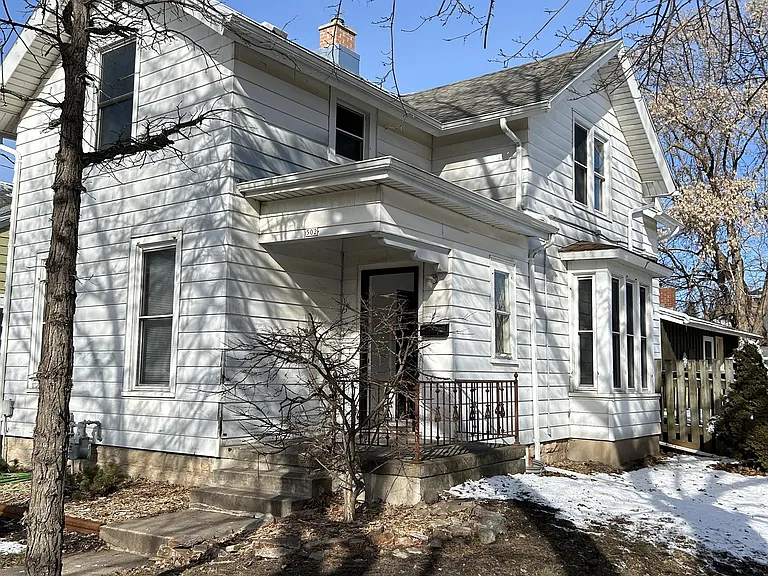 502 Amherst Ave — Photo 10