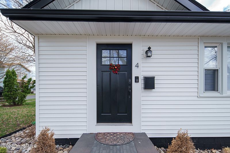 2nd image of 4 Platt Street
