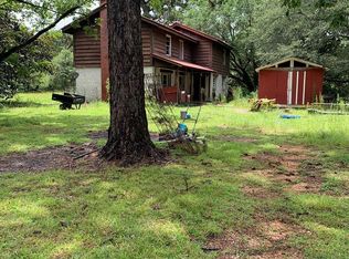 77 Slade Woodward Rd, Poplarville, MS 39470