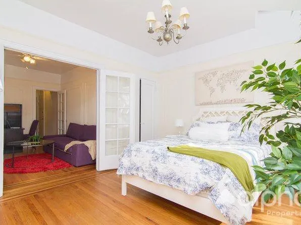 211 East 14th Street image 4 of 11