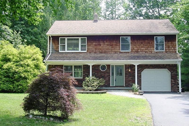 1st image of 20 High Crest Dr