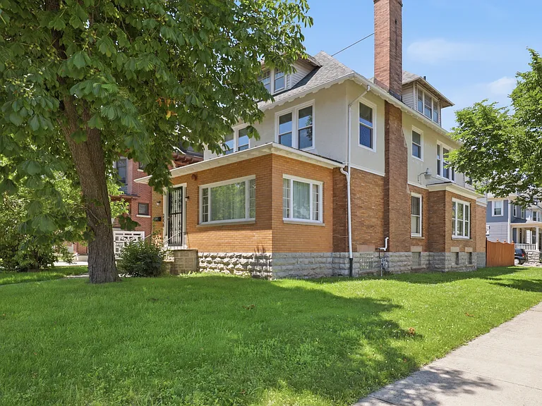 2238 Main St — Photo 29