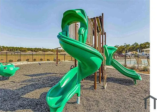 6357 Firefly Dr — Photo 10