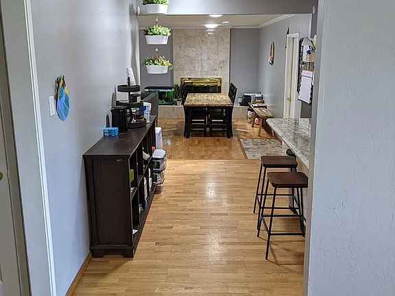 4th image of 6467 Devonshire Dr
