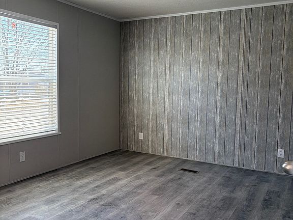 2nd image of 3323 Iowa St Lot 240