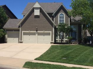 14025 Parkhill Ln, Overland Park, KS 66221