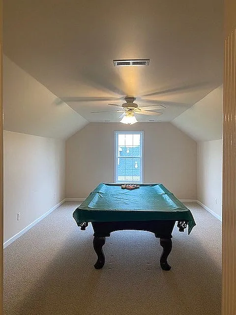 550 Golfview Way photo 1