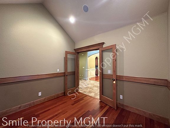 4th image of 14015 SE Fircrest St