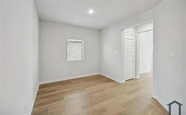 406 Dorothy Dr — Photo 8