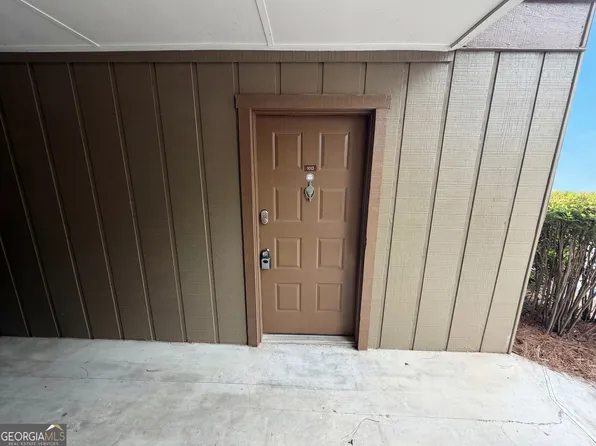 1013 Dunbar Dr, Atlanta, GA 30338