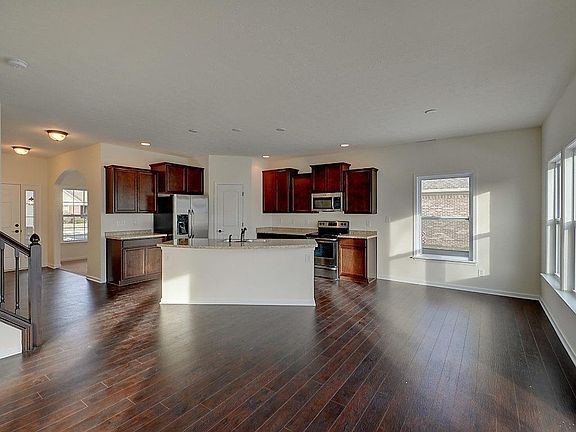 5th image of 4556 Harriman Dr