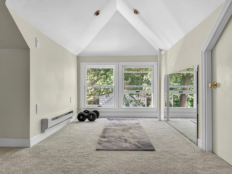 288 Auburndale Ave #2 — Photo 3