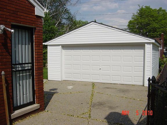 2nd image of 12938 Beaverland St