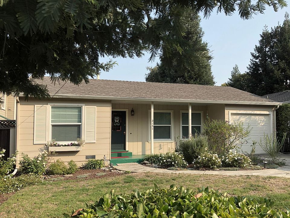 1st image of 2131 Manzanita Ave