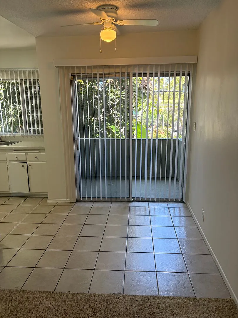 Mar Vista Apartments — Photo 1