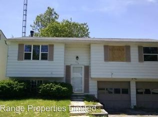 426 San Jose Dr, Toledo, OH 43615